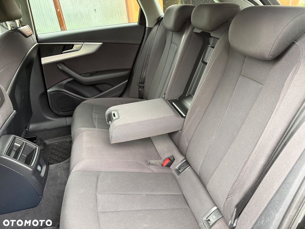 Audi A4 Avant 2.0 TDI ultra DPF Attraction - 8