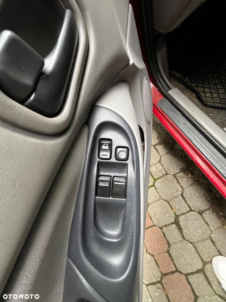 Nissan Almera 1.5 Comfort High - 5