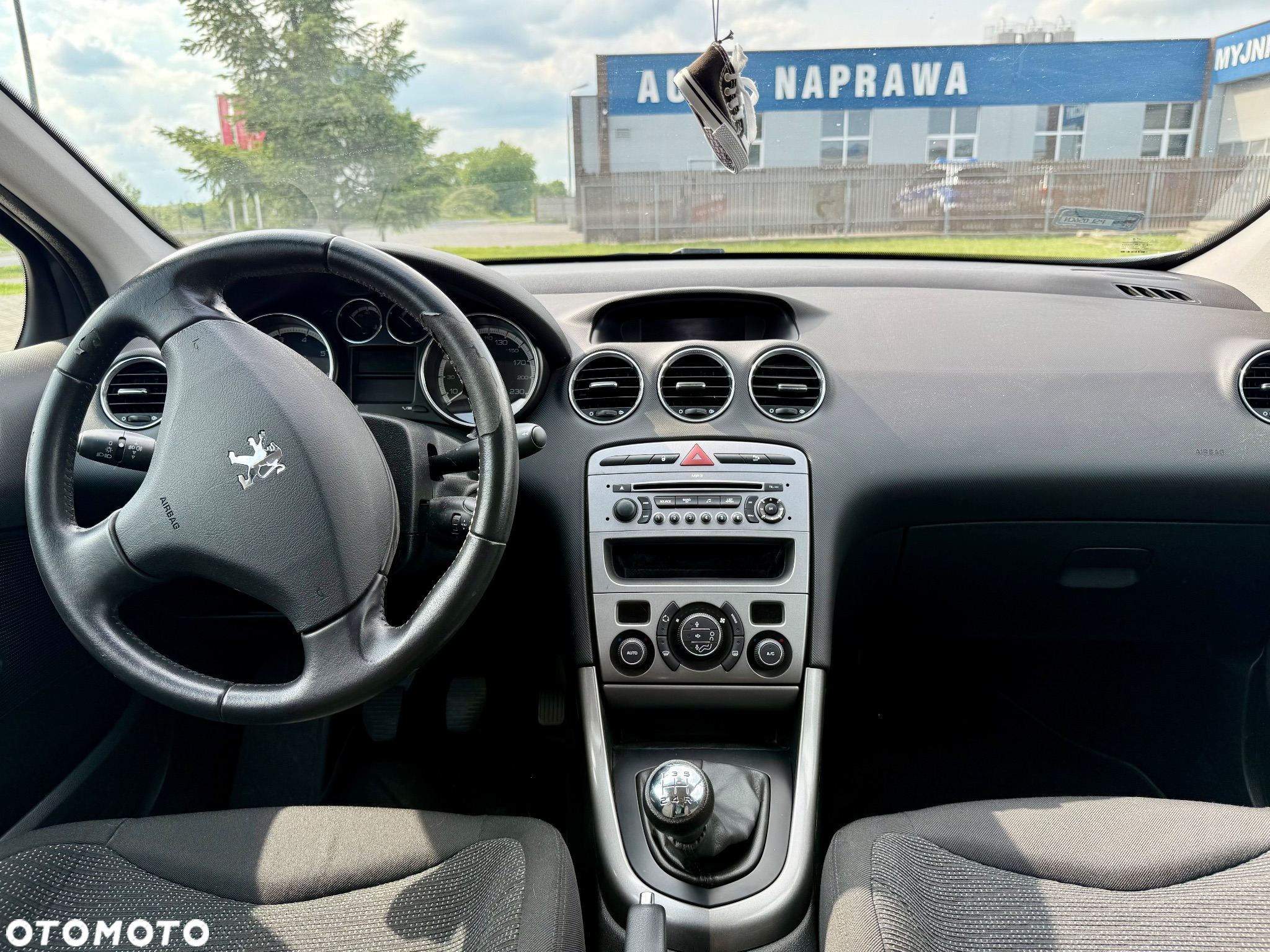 Peugeot 308 - 11