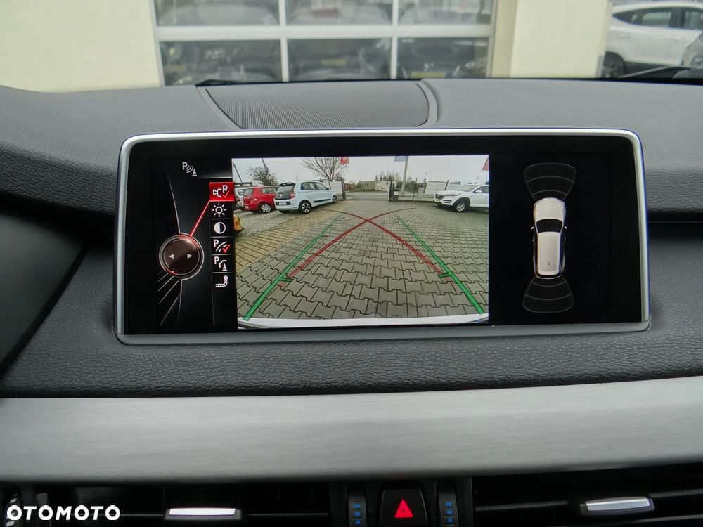 BMW X5 xDrive40d - 28