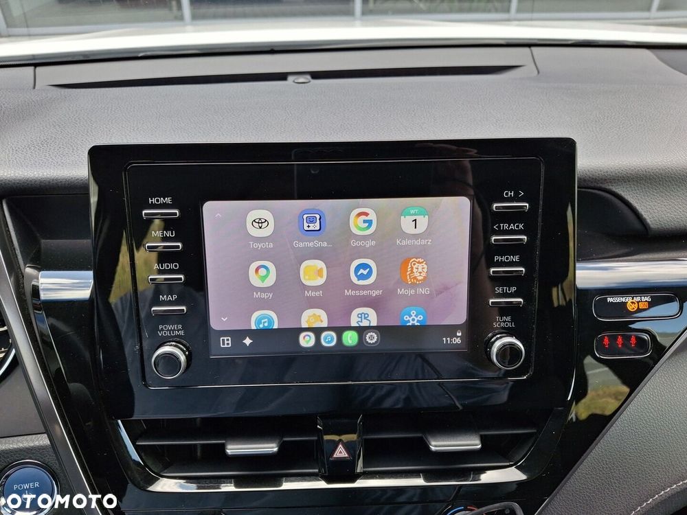 Toyota Camry 2.5 Hybrid Comfort CVT - 26