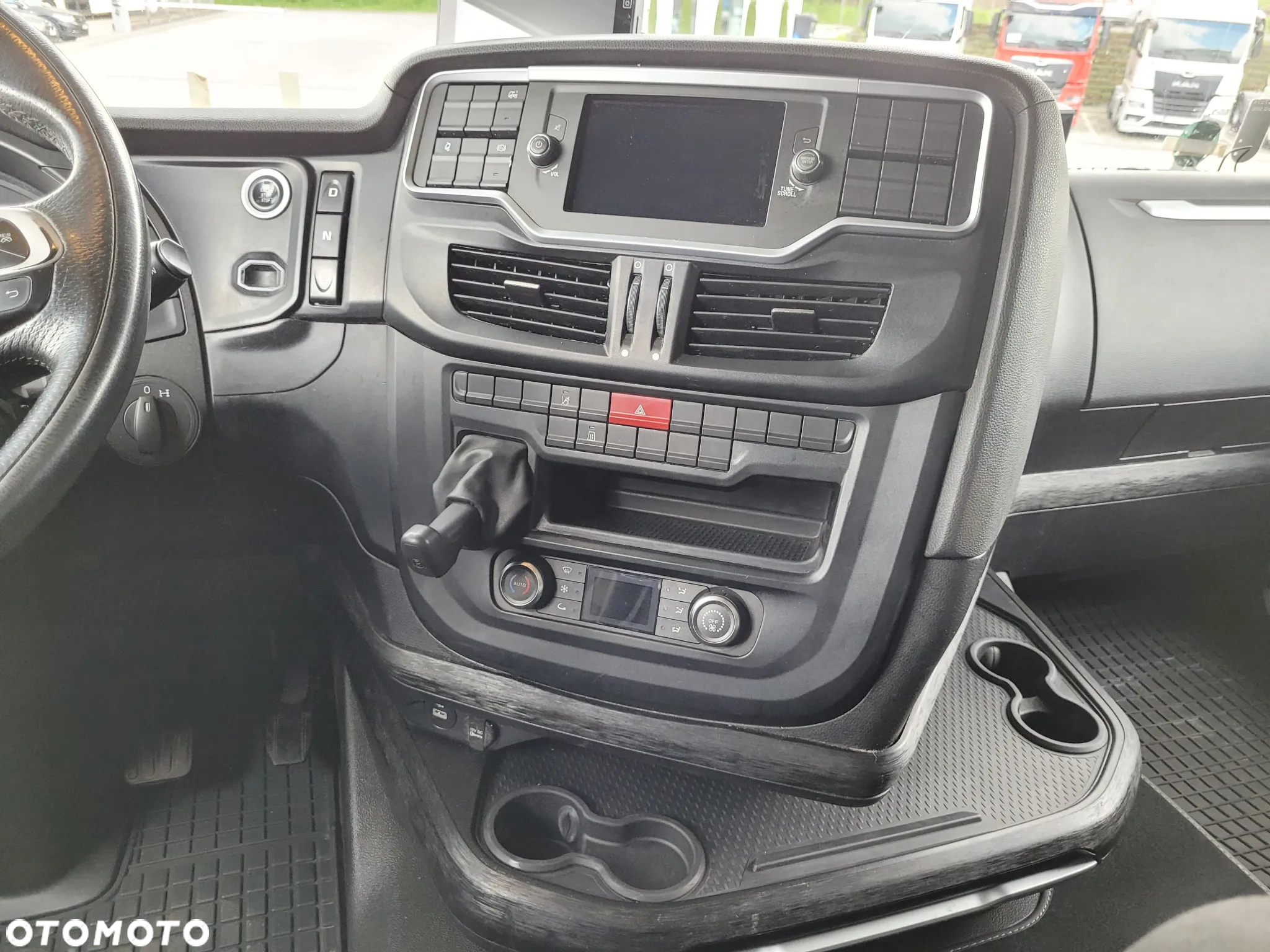 Iveco S-WAY 460 LNG / MEGA / STAŁA CENA PALIWA W UE 0,79€ - 10