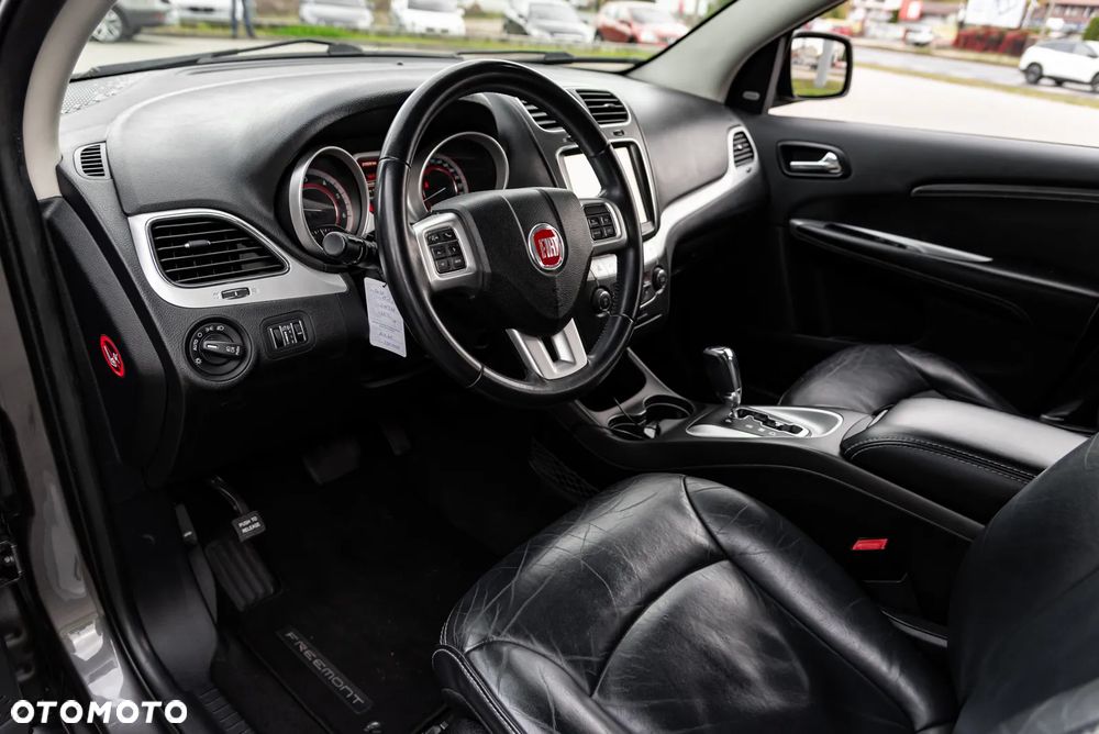 Fiat Freemont 2.0 Multijet Black Code AWD - 22