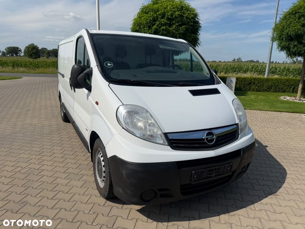 Opel Vivaro - 18