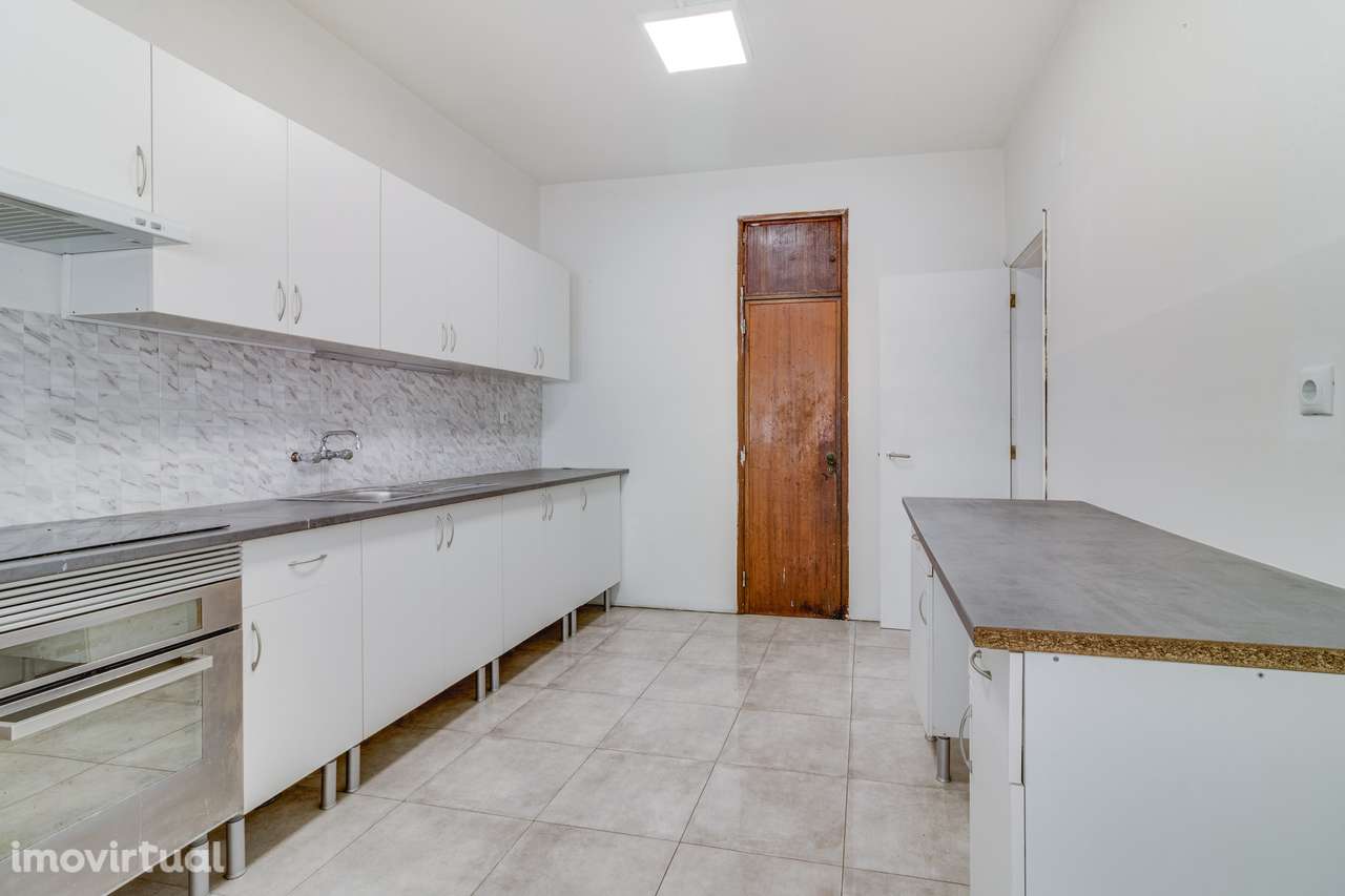 Moradia bifamiliar Para Remodelar - Grande imagem: 5/45