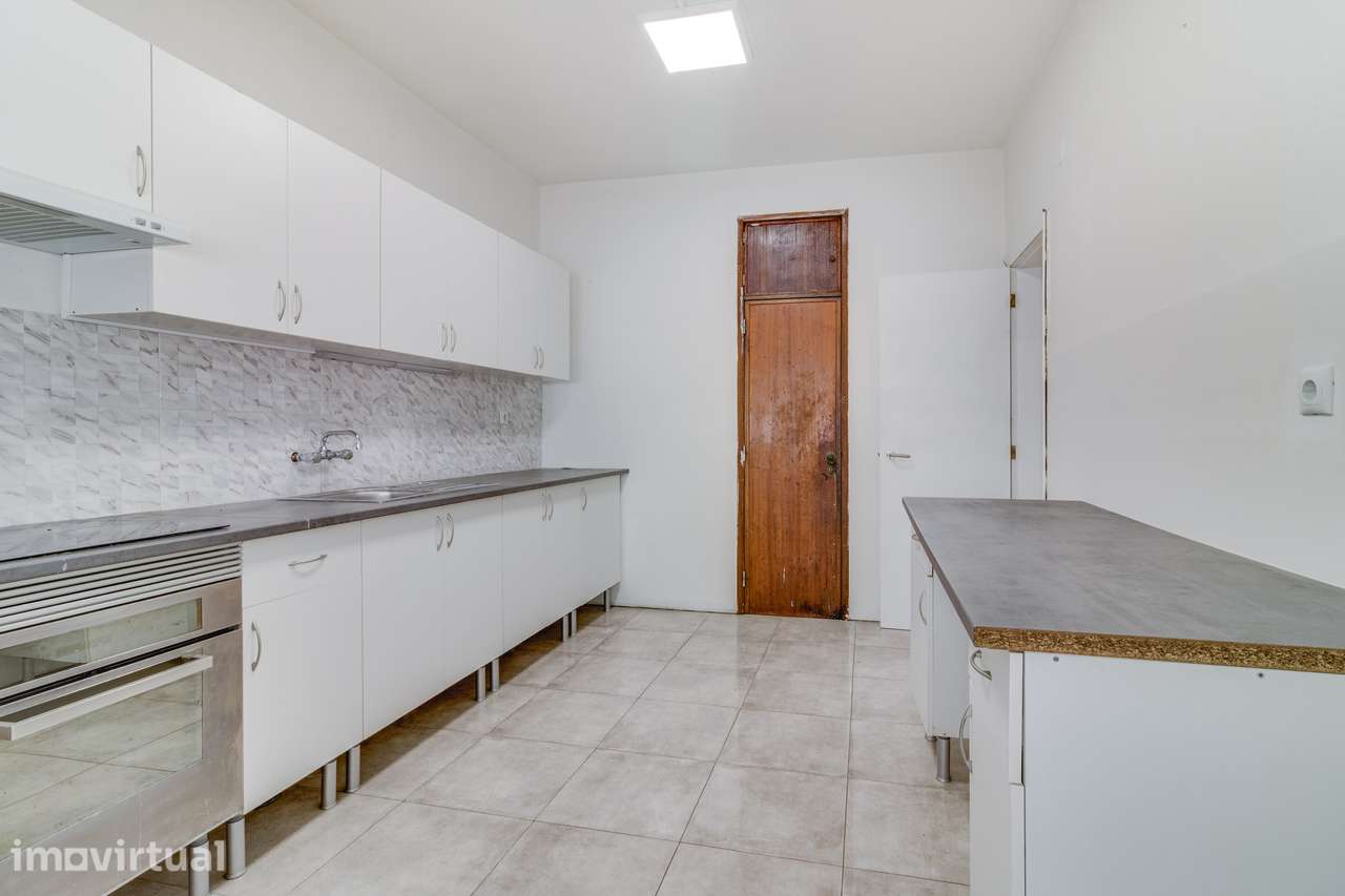 Moradia bifamiliar Para Remodelar - Grande imagem: 5/45
