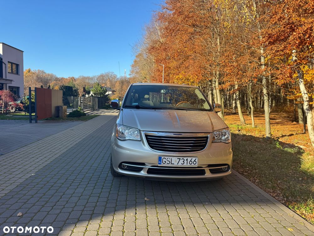 Chrysler Town & Country 3.6 Touring - 6