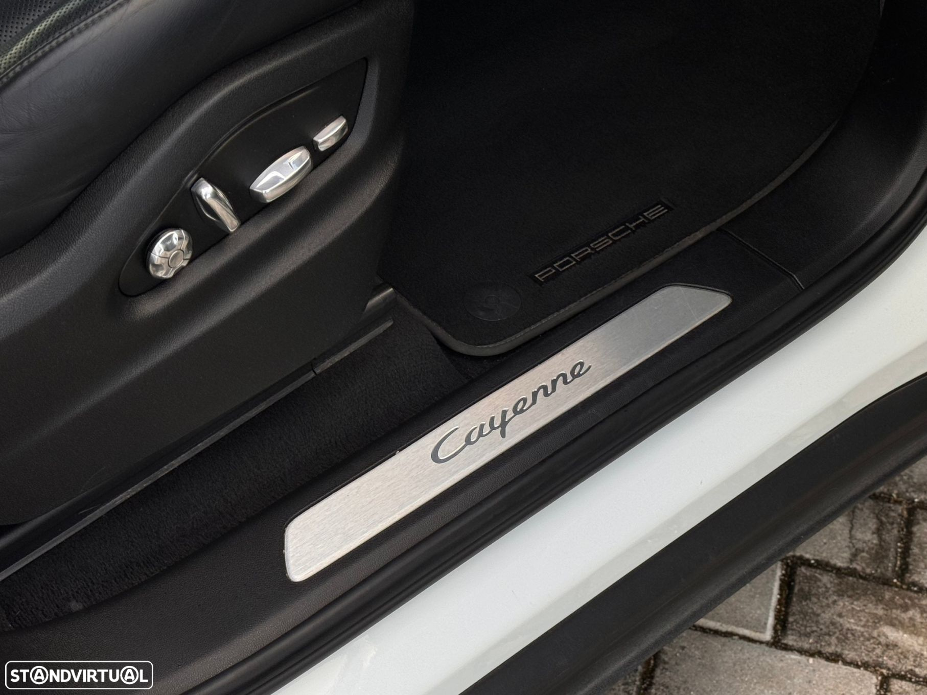 Porsche Cayenne E-Hybrid - 15