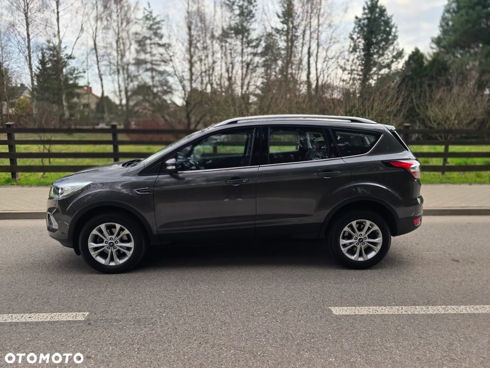 Ford Kuga 1.5 EcoBoost 2x4 Titanium - 17