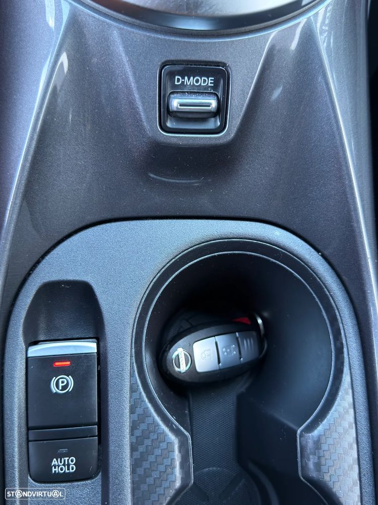 Nissan Juke 1.0 DIG-T N-Connecta NAV. - 33