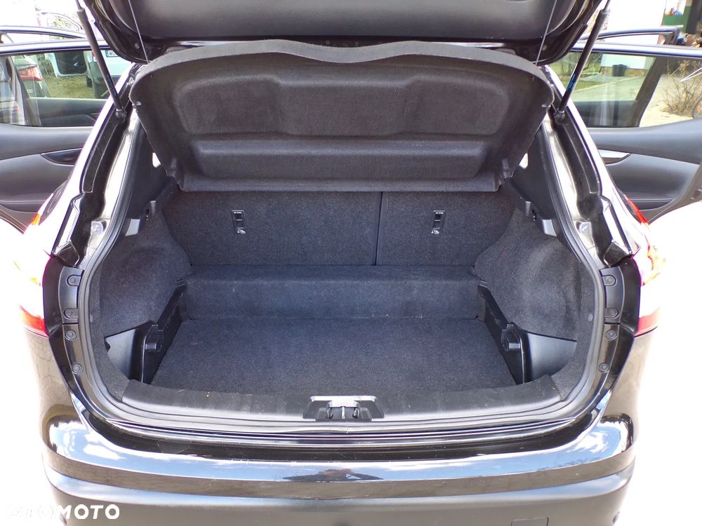 Nissan Qashqai 1.2 DIG-T Visia - 28