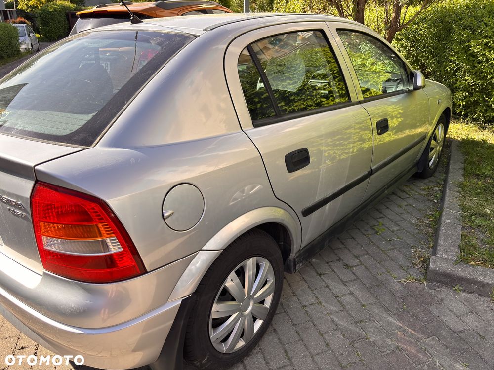 Opel Astra - 6
