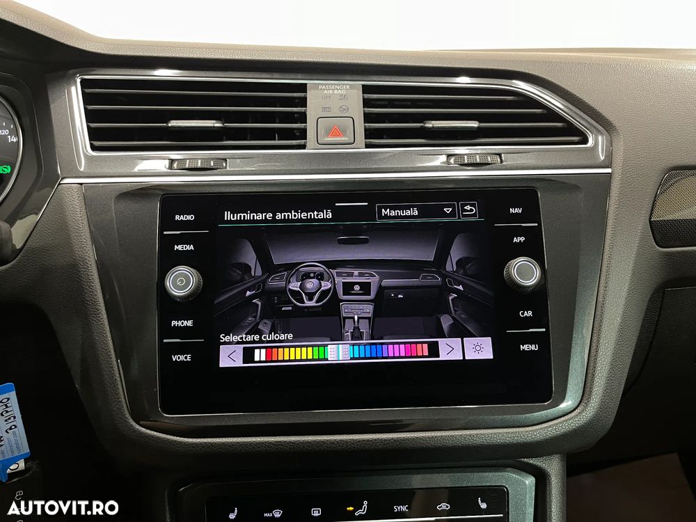Volkswagen Tiguan 2.0 TDI SCR 4MOTION DSG Life - 18
