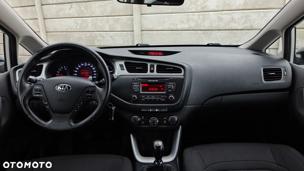 Kia Ceed Cee'd 1.4 CRDi M - 27