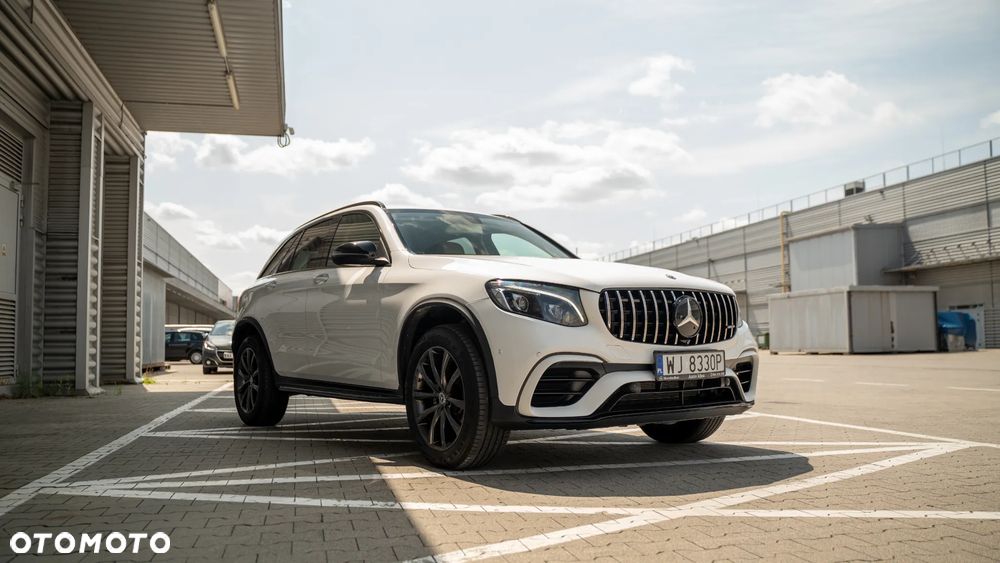 Mercedes-Benz GLC 300 4-Matic - 3