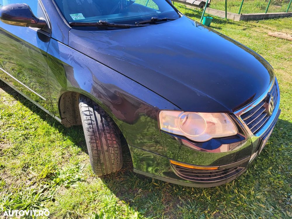 Volkswagen Passat - 2