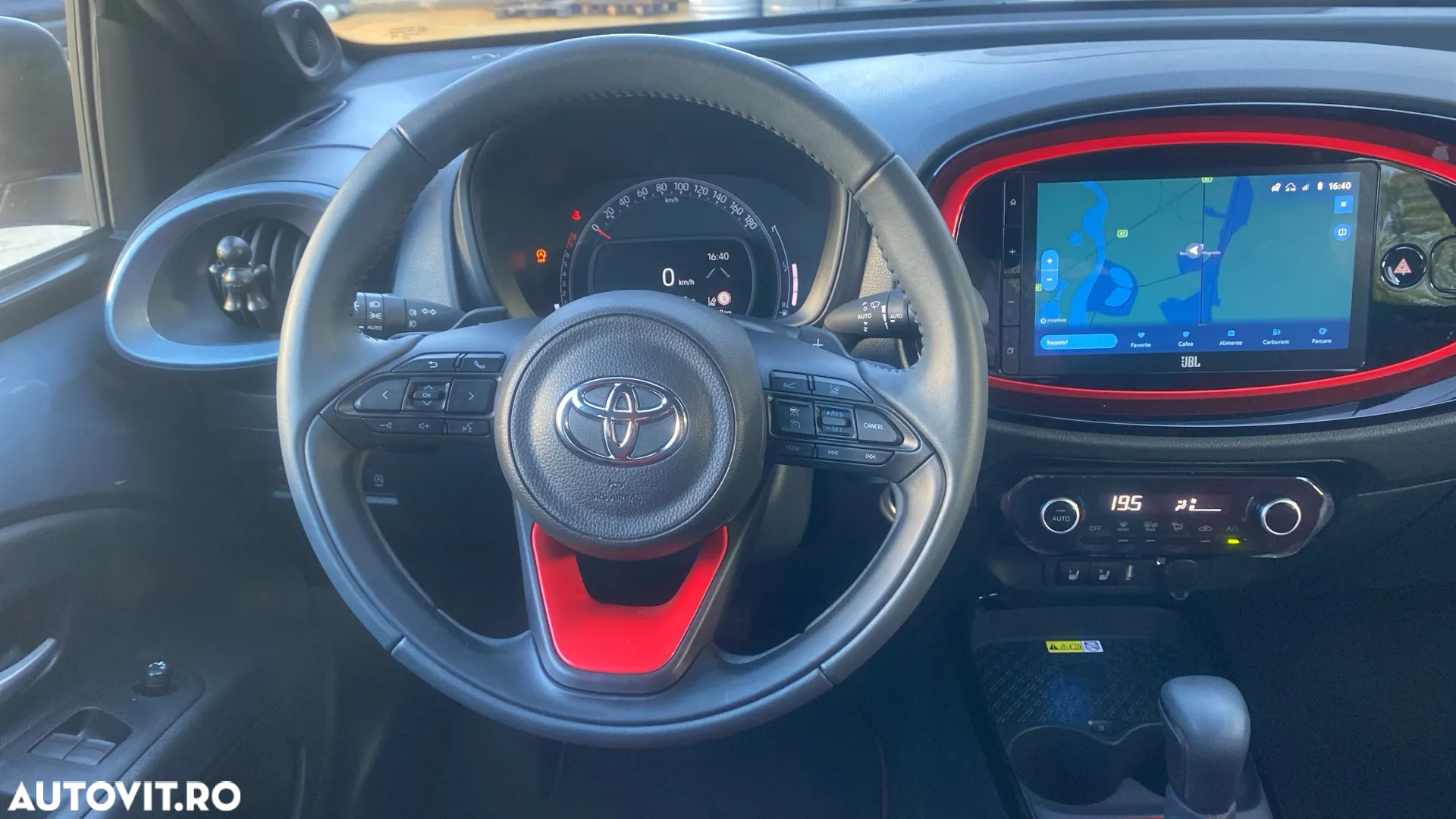 Toyota Aygo X 1.0l CVT UNDERCOVER JBL - 9