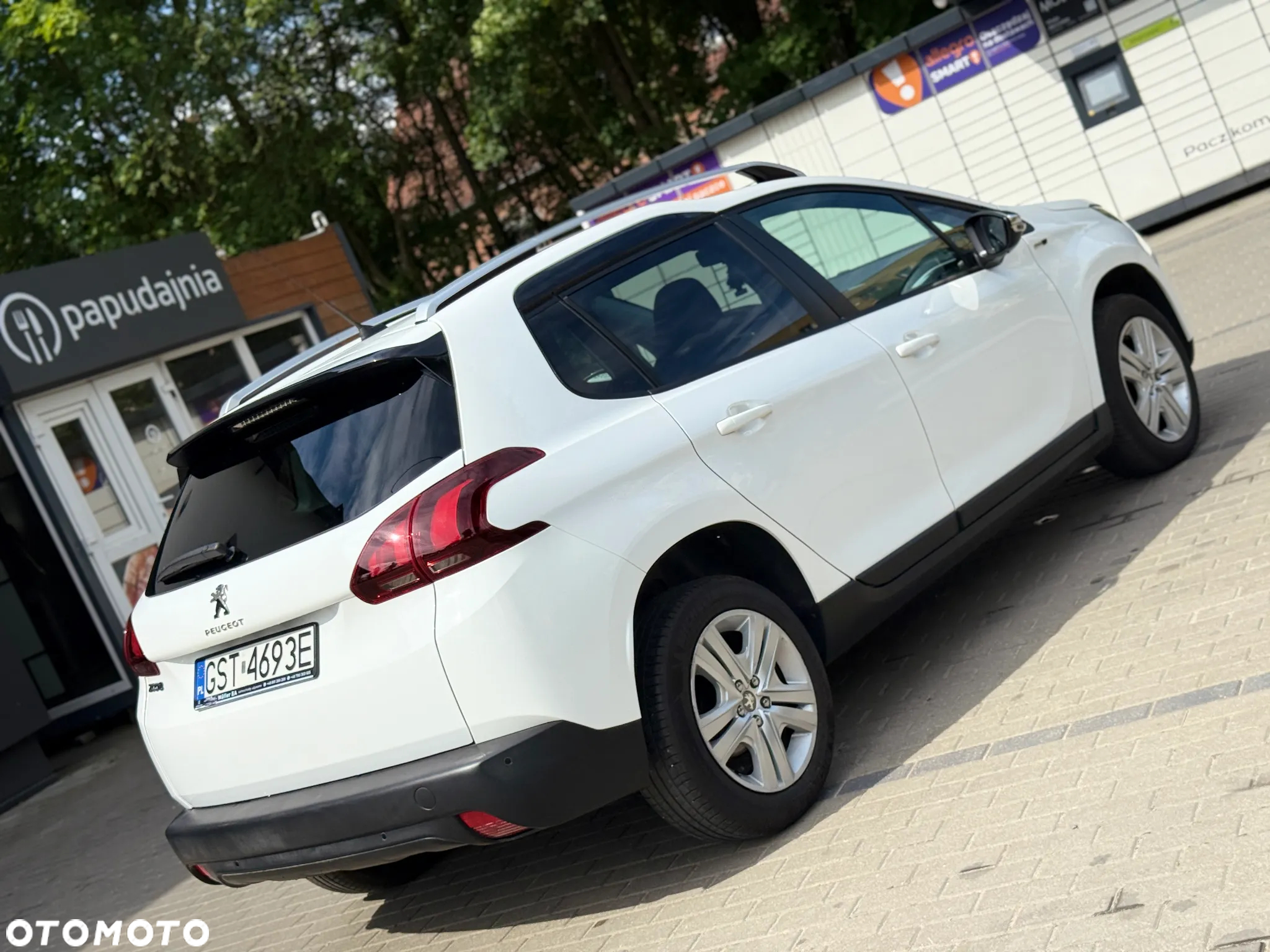Peugeot 2008 1.6 BlueHDi Style - 17