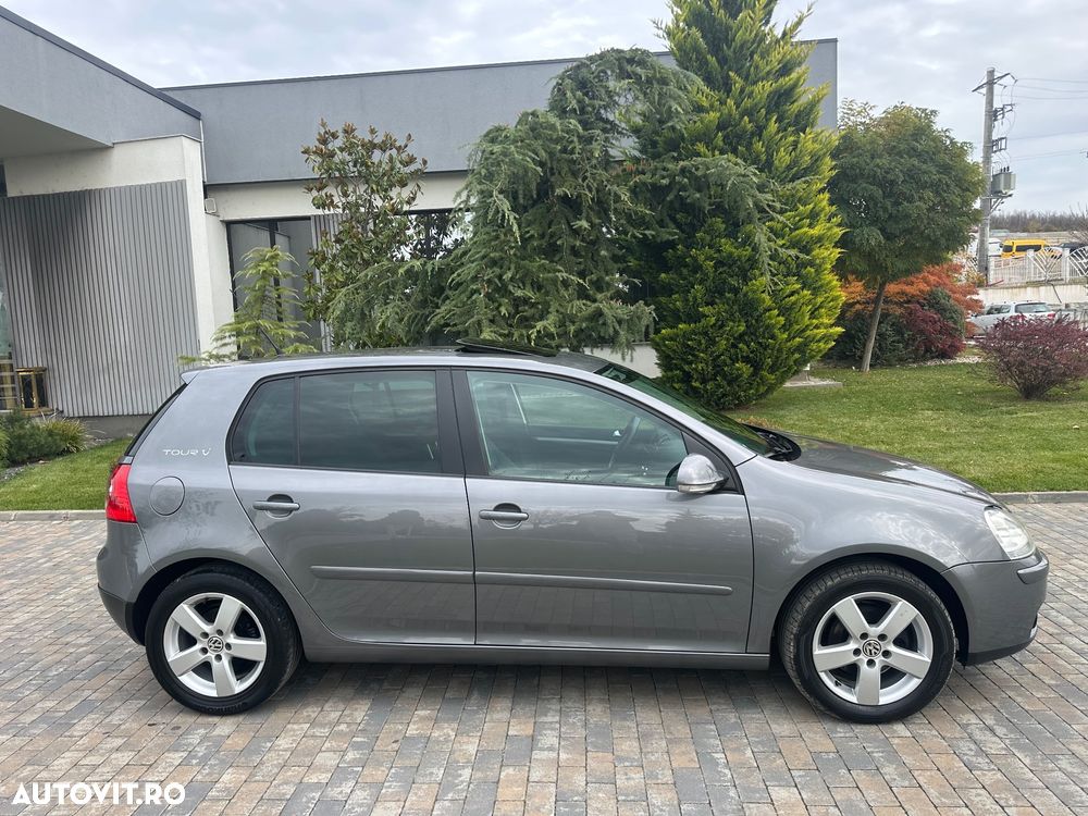 Volkswagen Golf 1.6 Automatik Tour - 18