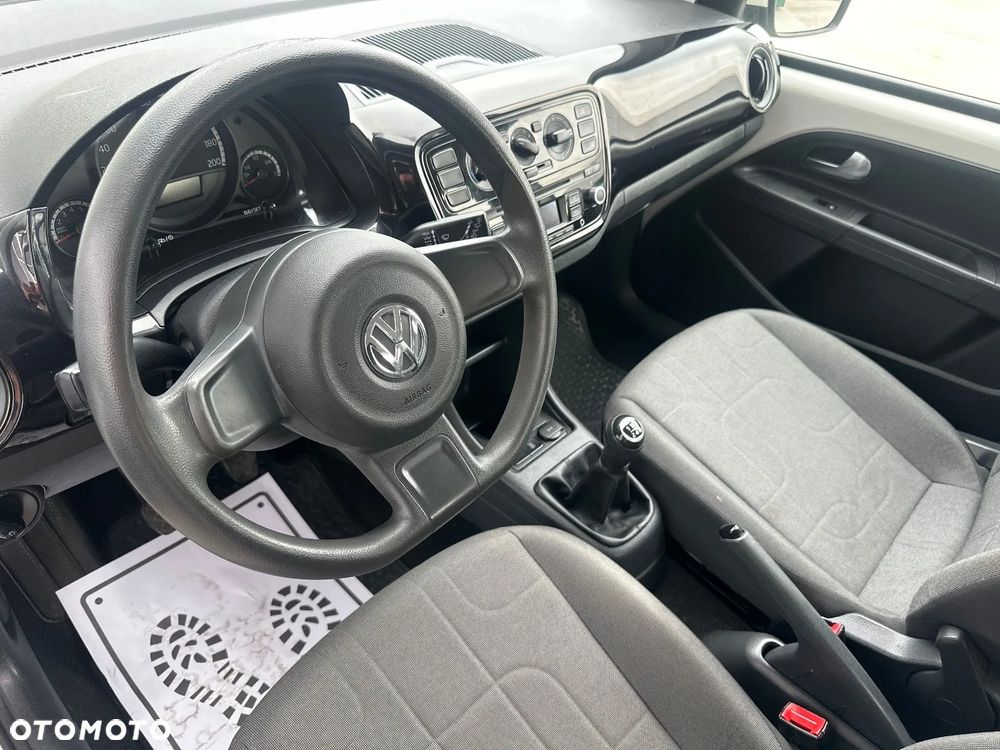 Volkswagen up! 1.0 move - 17