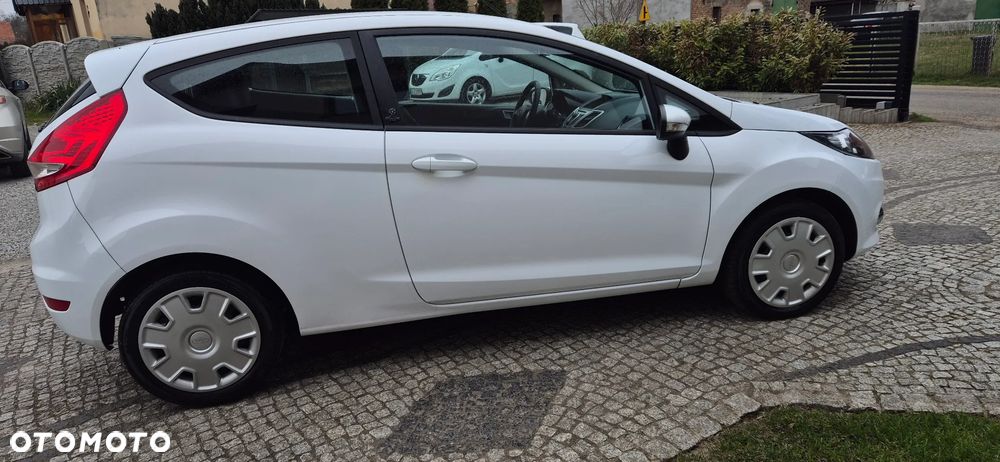 Ford Fiesta 1.25 Champions Edition - 4
