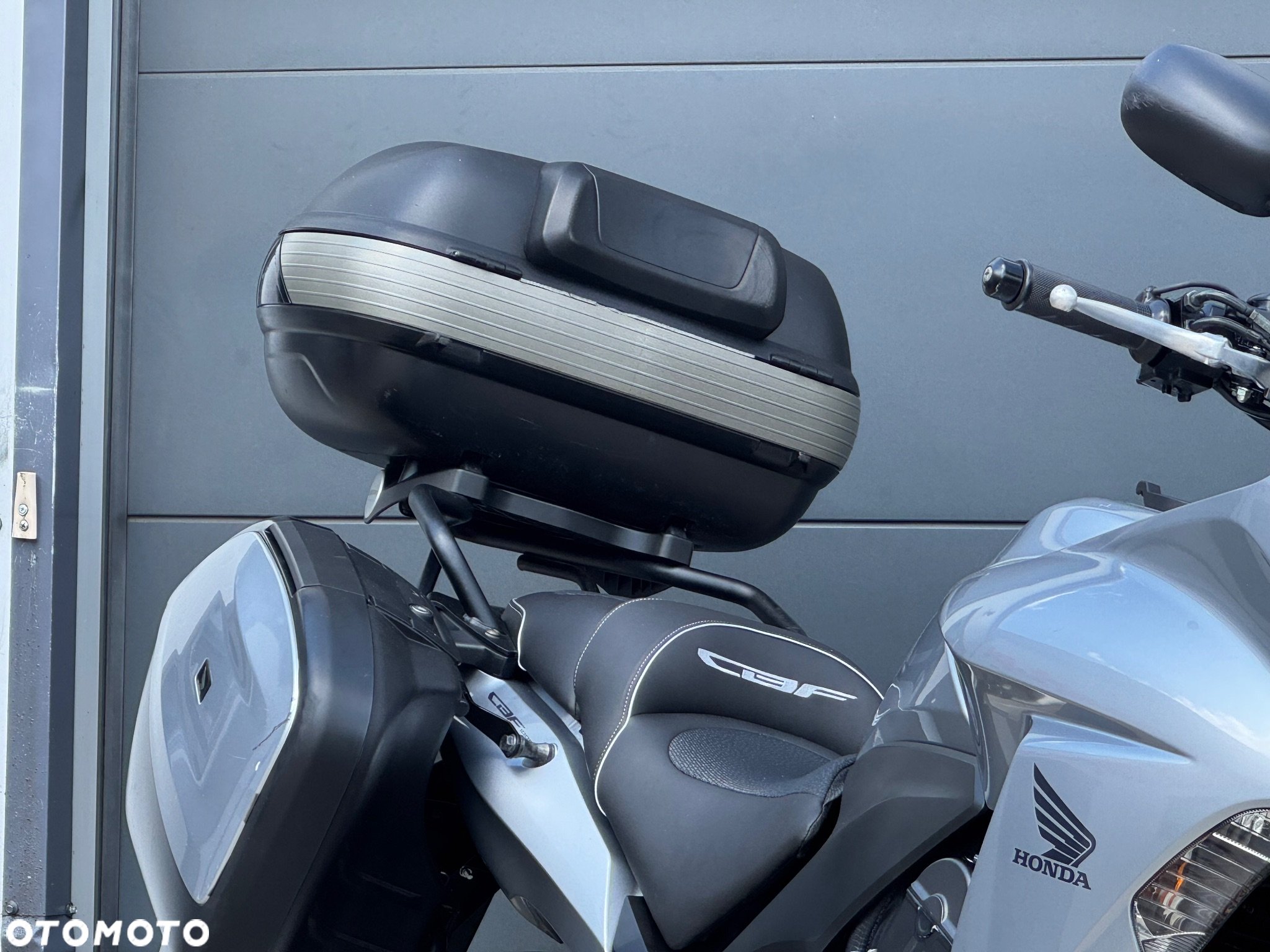 Honda CBF - 4