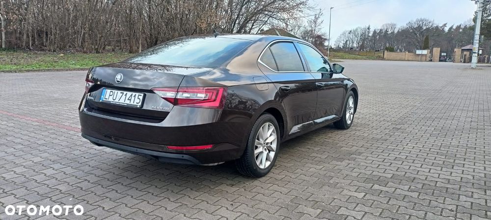 Skoda Superb 1.5 TSI ACT Ambition - 5