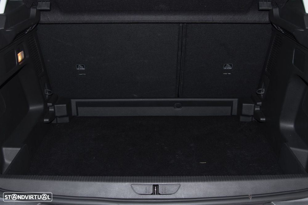 Opel Grandland 1.2 T GS Line - 37