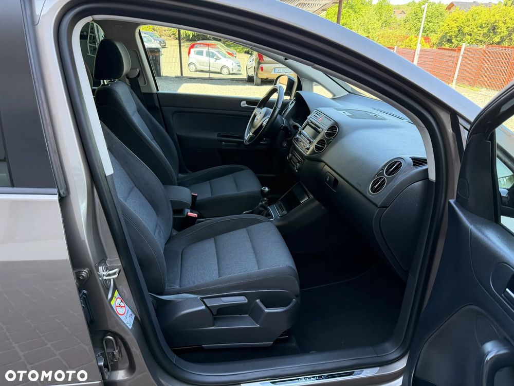 Volkswagen Golf Plus 1.2 TSI Style - 26