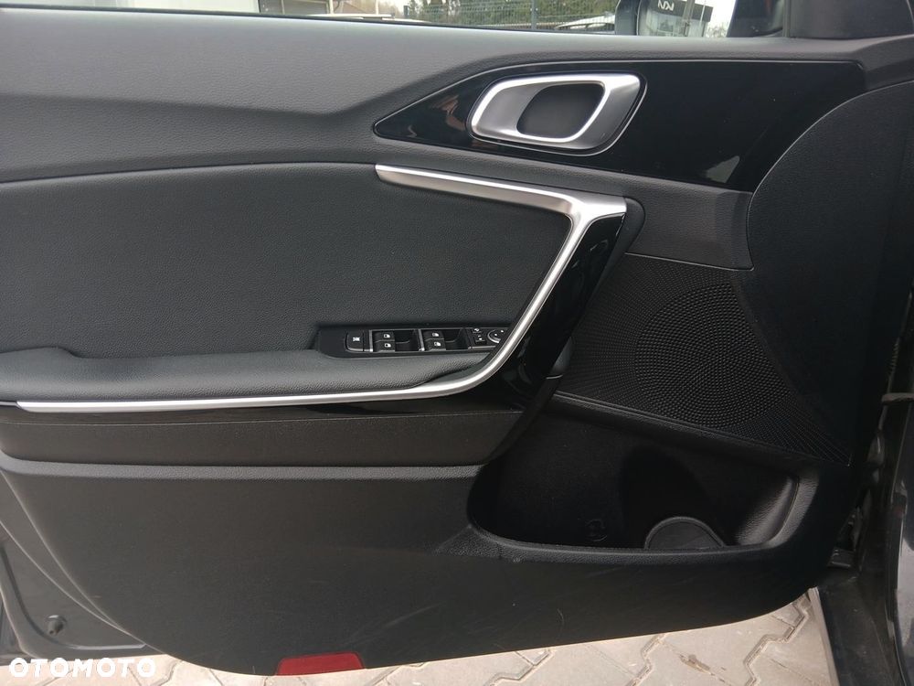 Kia Ceed 1.5 T-GDI Business Line - 10