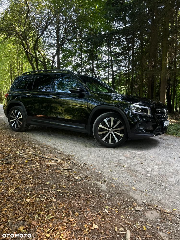 Mercedes-Benz GLB - 1