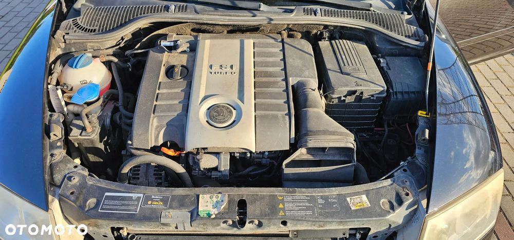 Skoda Octavia 2.0 TFSI RS - 25
