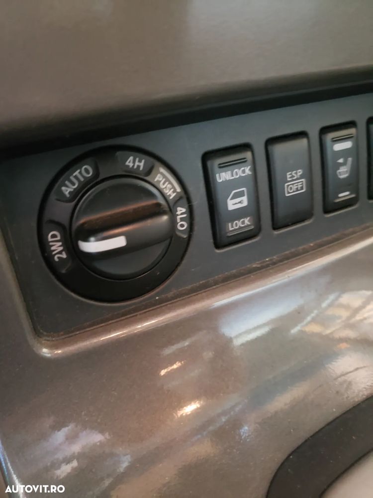 Nissan Pathfinder - 7