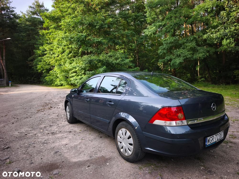 Opel Astra 1.6 Enjoy - 3
