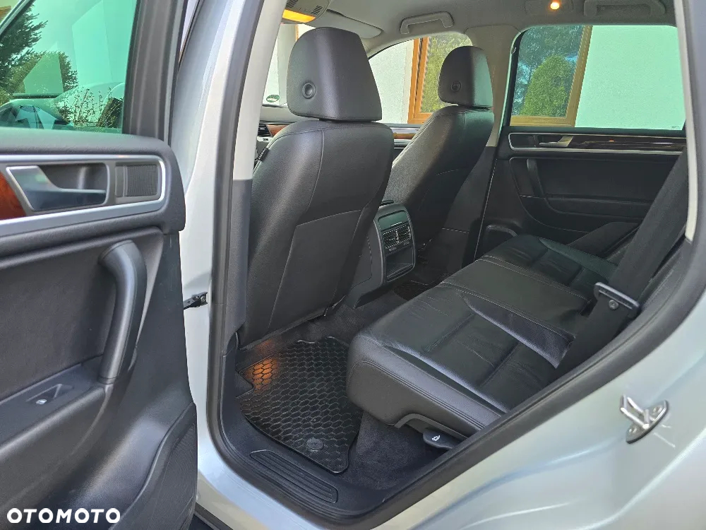 Volkswagen Touareg - 26