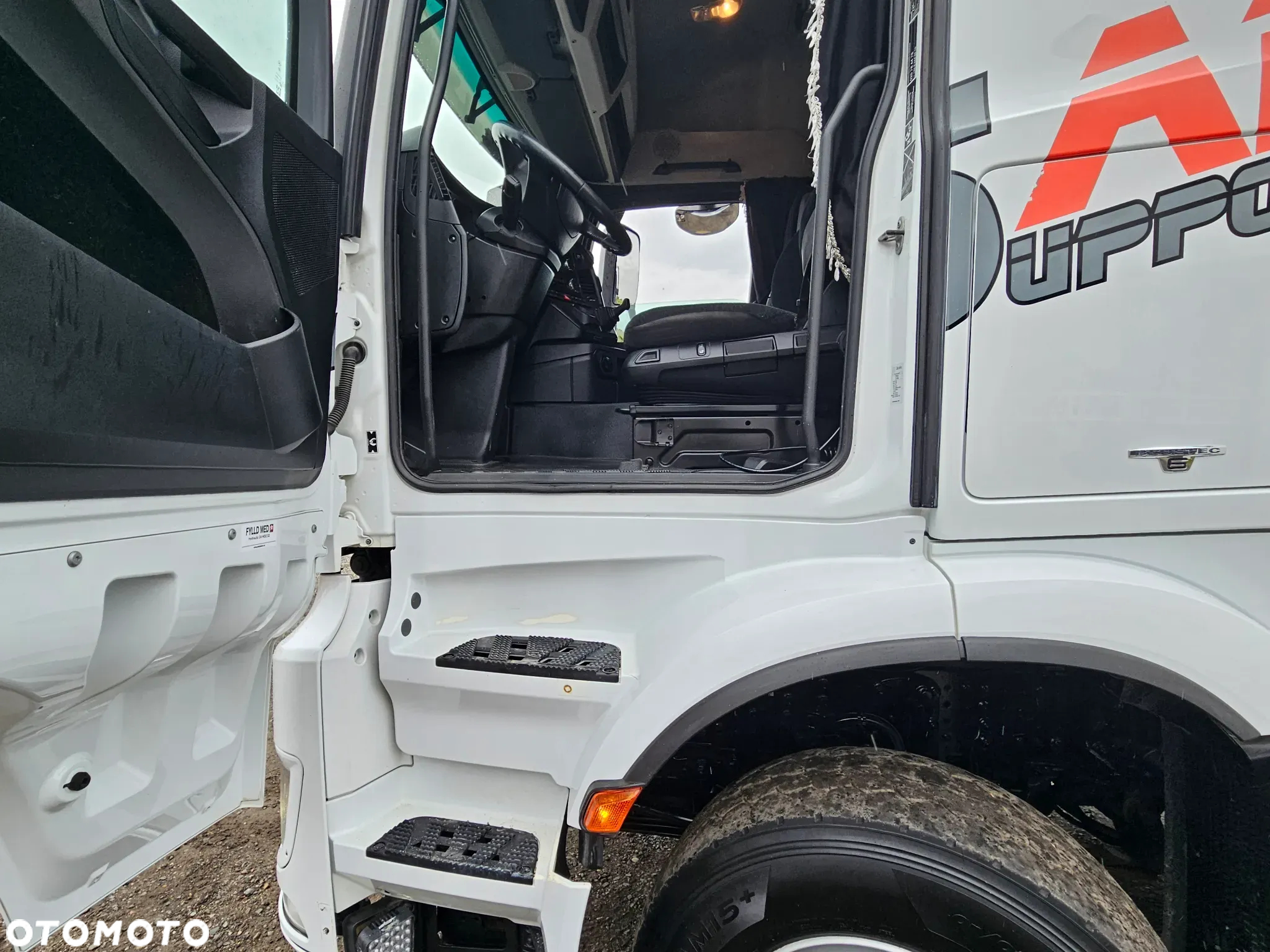 Mercedes-Benz Arocs - 31