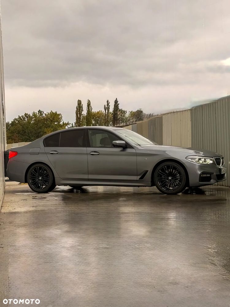 BMW Seria 5 530d xDrive M Sport sport - 2