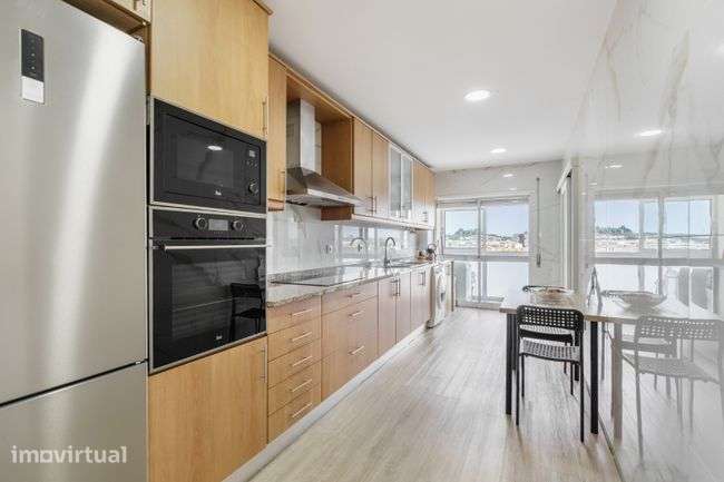 Apartamento, 135 m², Ferreiros e Gondizalves - Grande imagem: 2/27
