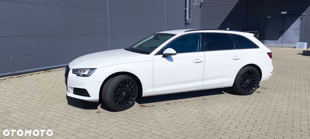 Audi A4 Avant - 11