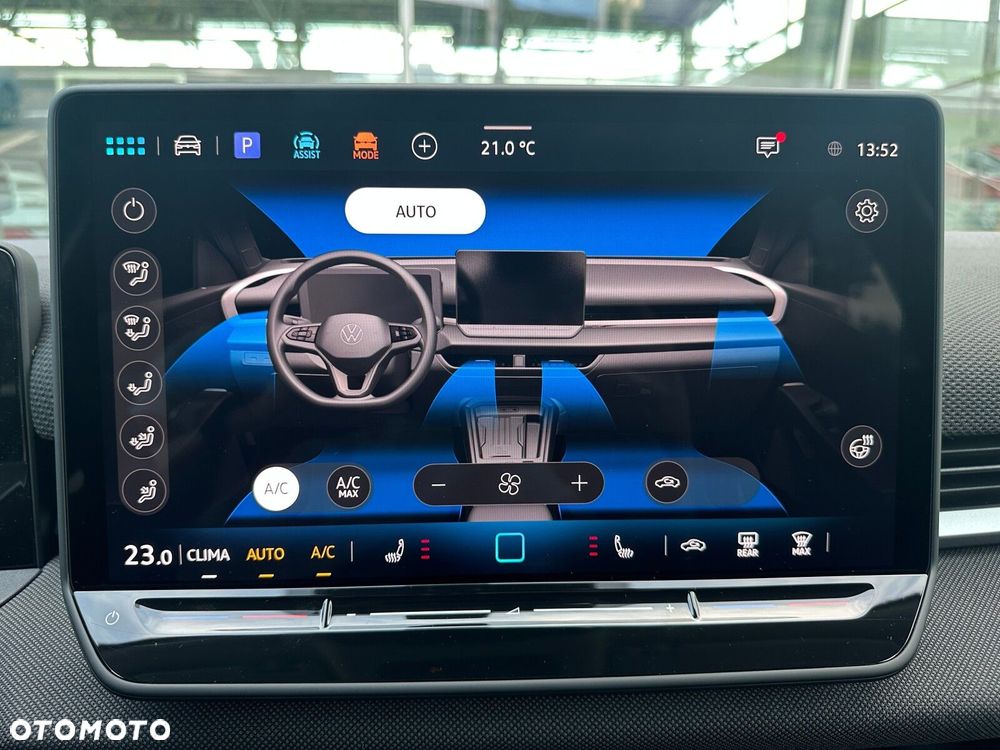 Volkswagen T-Roc 1.5 eTSI Life DSG - 22