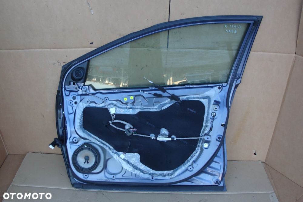 HONDA CIVIC IX LIFT 15-18 drzwi prawe przednie lak B570 - 2