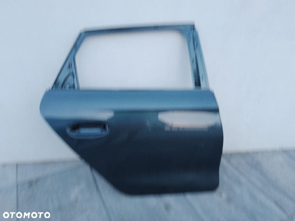Seat Leon IV 4 kombi 5FE drzwi prawy tył 5FE833312