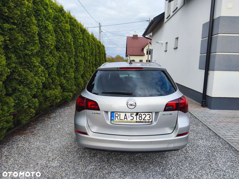 Opel Astra 1.4 Cosmo - 17