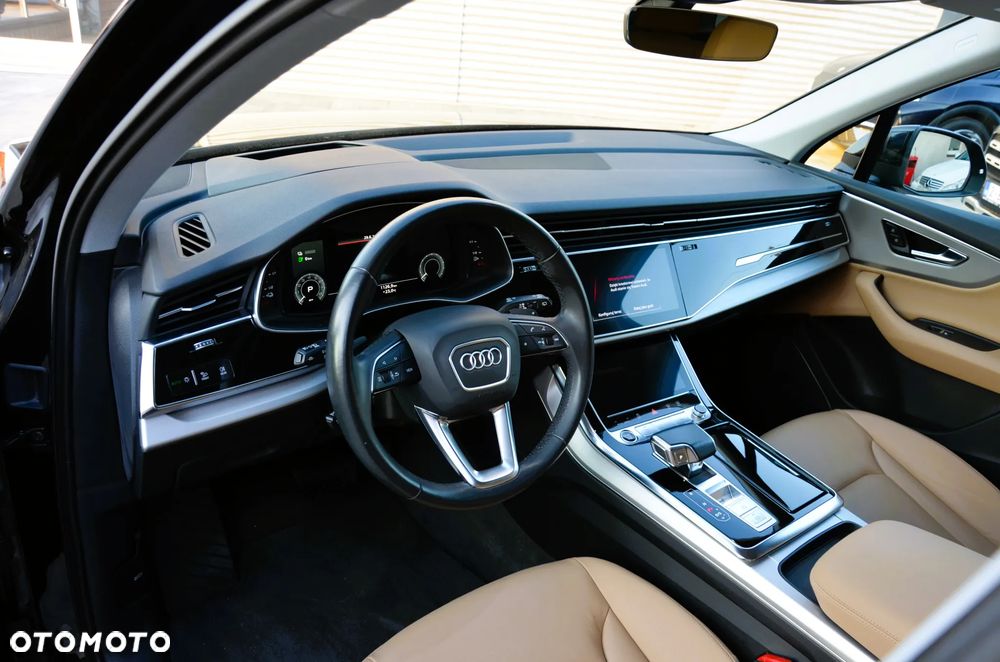 Audi Q7 - 16