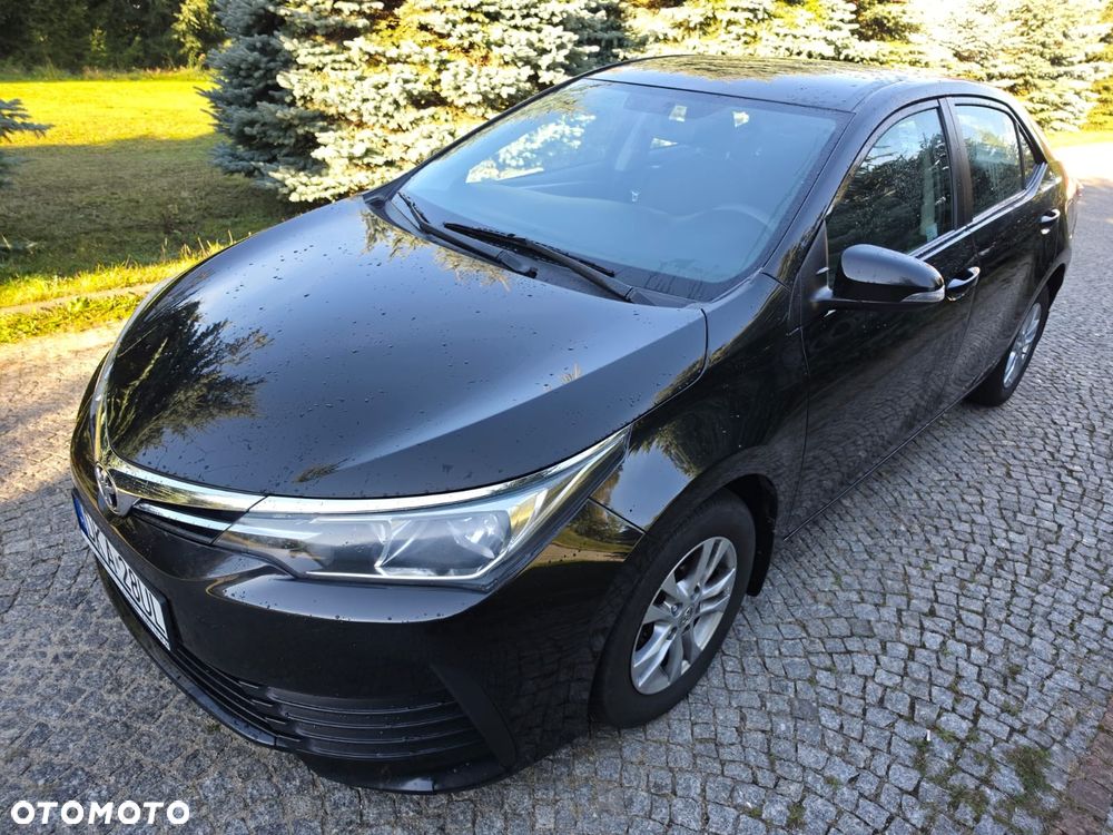 Toyota Corolla - 4