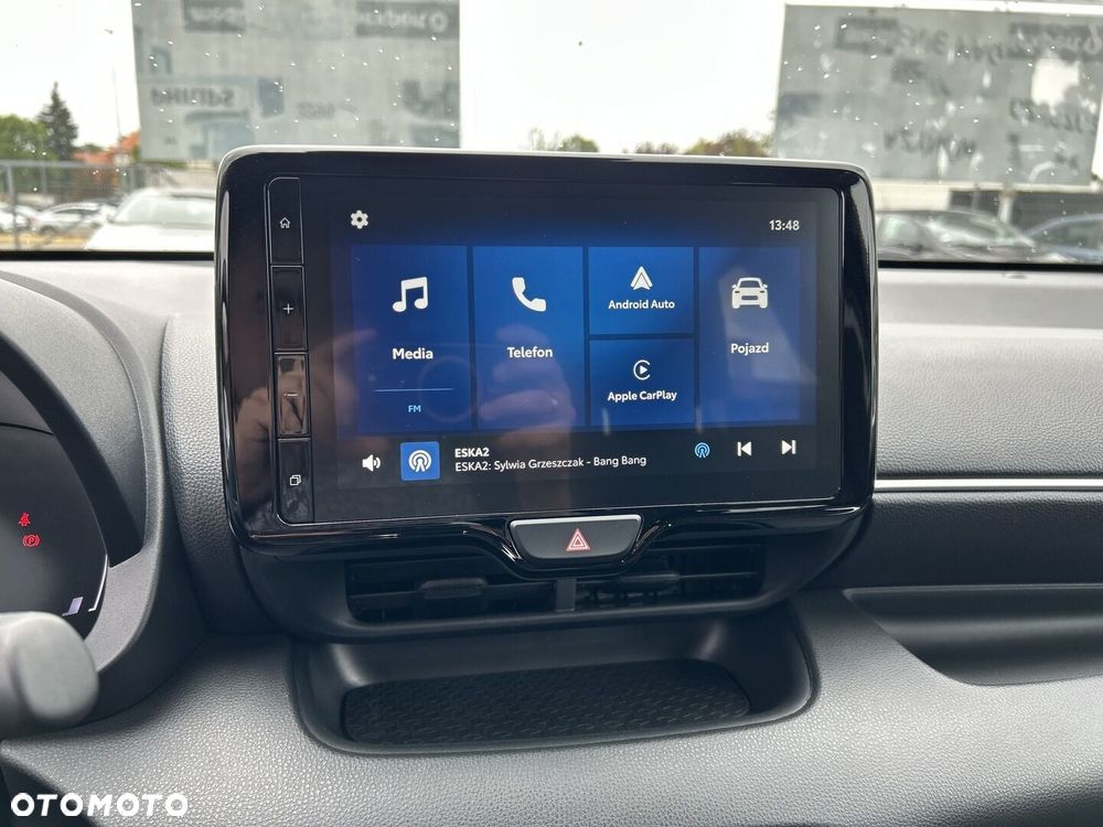 Toyota Yaris Hybrid 1.5 Style - 19