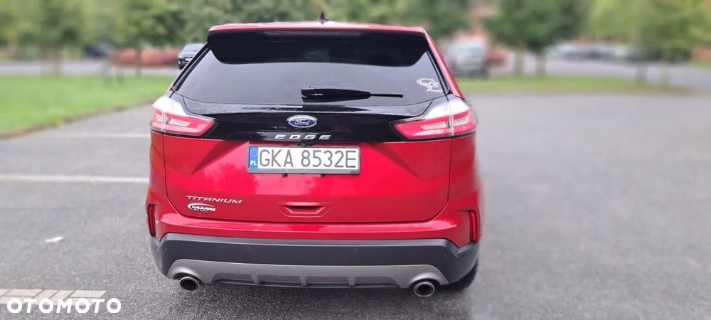 Ford Edge - 8