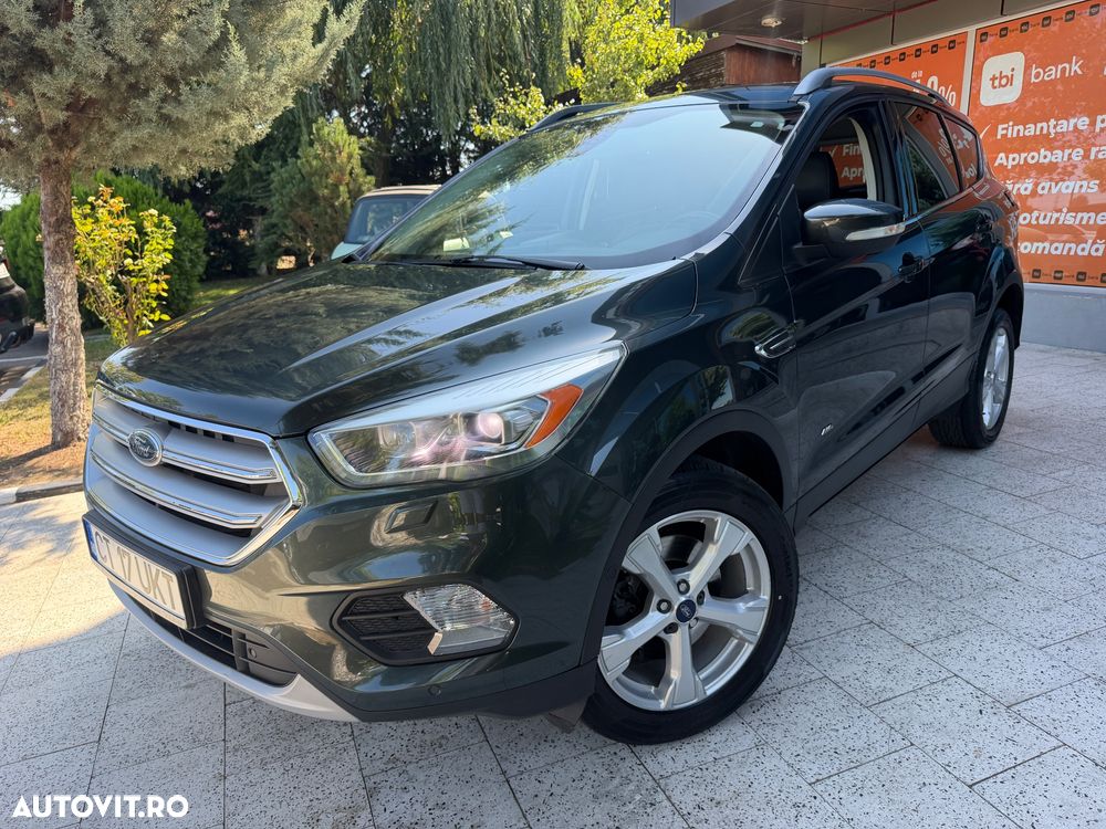 Ford Kuga 2.0 TDCi 4x4 Aut. Titanium - 2