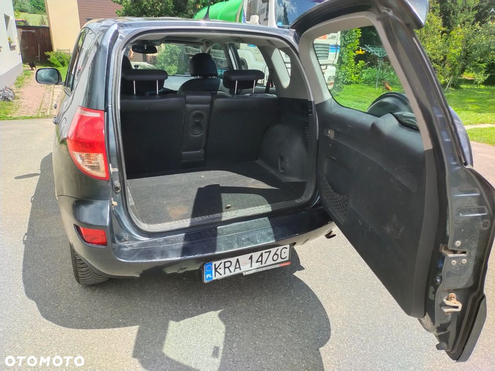 Toyota RAV4 2.2 D-4D 4x4 Executive - 5