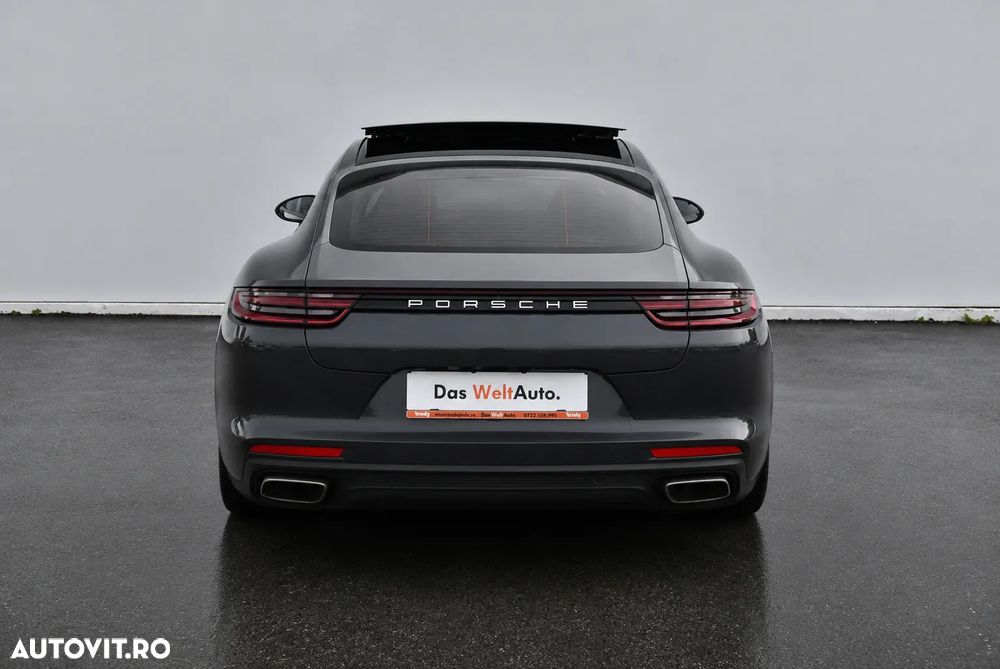 Porsche Panamera - 11